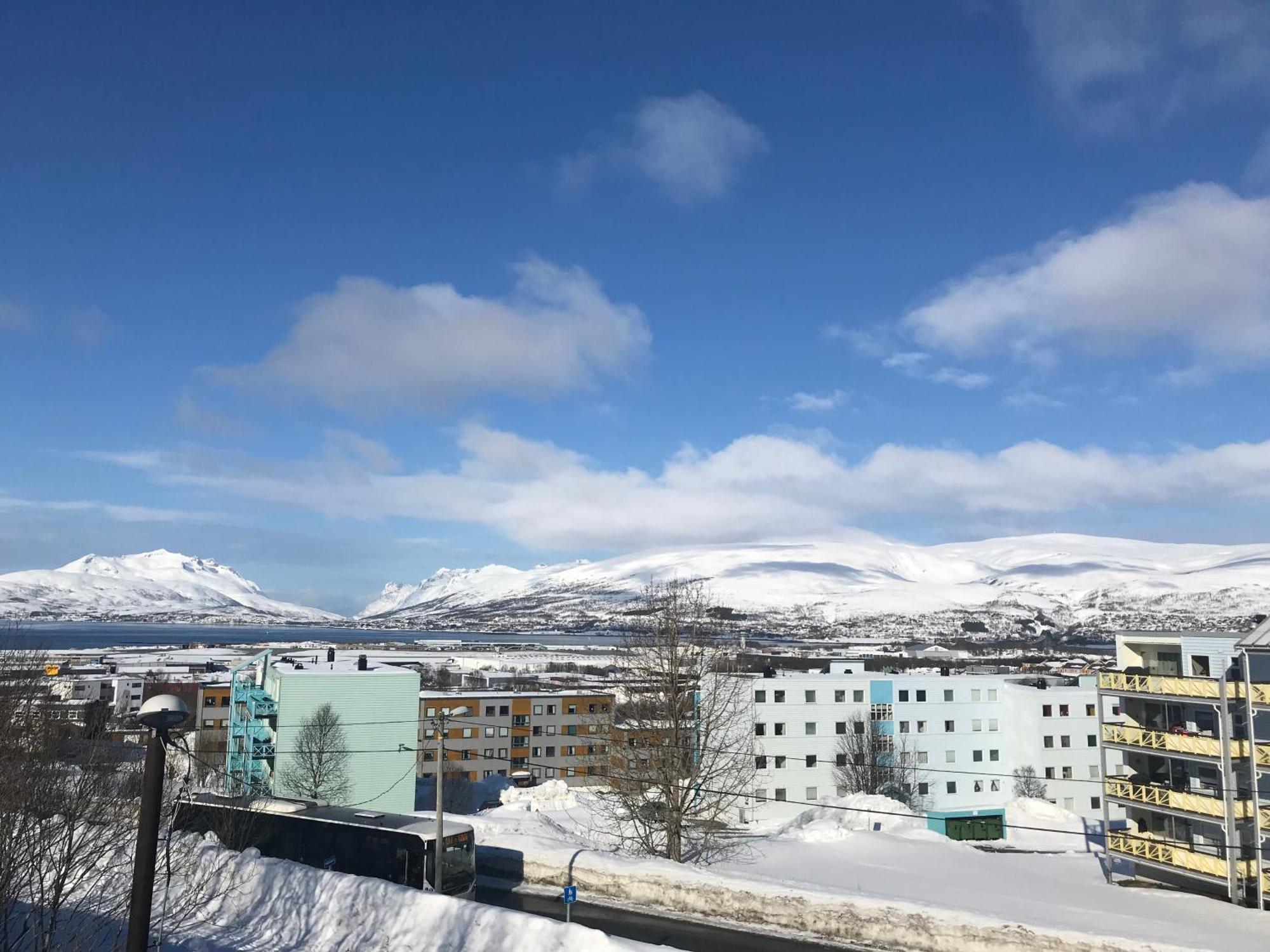 Your Home Away From Home, Apartment 2 Tromso Bagian luar foto